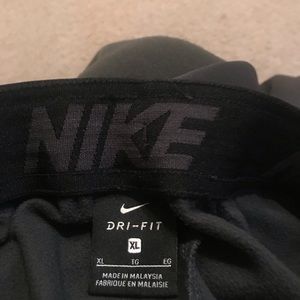 Nike pants boys XL